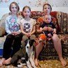 Яна, Любовь, Арина и Даниил живут с родителями в крошечной съемной квартире в столице Казахстана. Экономические последствия пандемии могут привести к тому, что дополнительно 86 млн детей окажутся за чертой бедности.  