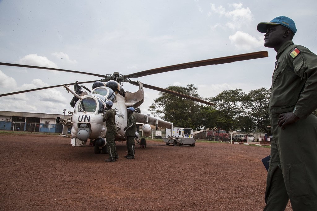 Un hélicoptère utilisé par les Casques bleus de la MINUSCA en République centrafricaine.