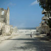 Une rue de la capitale somalienne Mogadiscio ravagée par la guerre.