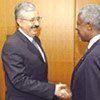 Kofi Annan et le ministre iraquien des Affaires Etrangères, Naji Sabri