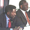 Ibrahim Gambari (à droite) et le général Paulo Lukamba