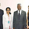 Kofi Annan with scholarship winners