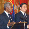 Kofi Annan & Mongolian Prime Minister at press encounter