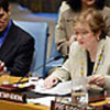 Louise Fréchette addresses Security Council