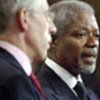 Kofi Annan et le Ministre des Affaires étrangères du Royaume-Uni, Jack Straw