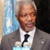 Kofi Annan s'adresse à la presse