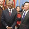 Annan and Chinese Premier brief the press