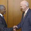 Kofi Annan (L) with US Senator Patrick Leahy