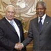 Kofi Annan (R) with Prime Minister Sharon