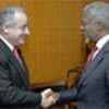 Kofi Annan (d) et Victor da Silva Angelo (g)