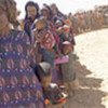 索马里饥民等待援粮