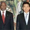 Kofi Annan with President Roh Moo-hyun