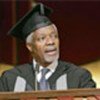 Annan delivers lecture at university