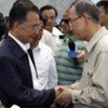 Secretary-General Ban Ki-moon hears about devastatiion of earthquake from Wen Jiabao, Premier of Ying Xiu township