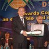 Secretary-General Ban Ki-moon received the Sustainable DevelopmentLeadership Award from H.E. Mr. Maumoon Abdul Gayoom