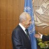 Le Secrétaire général (à droite) avec le Président israélien Shimon Peres.