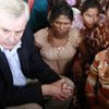 Under-Secretary-General John Holmes speaks with some resettled IDPs in northern Sri Lanka, 18 November 2009