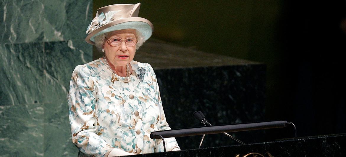2010年，英国女王伊丽莎白二世在联合国大会发表讲话。