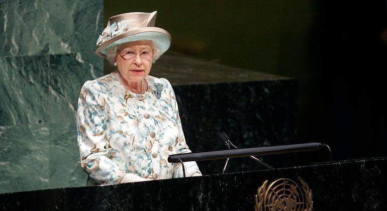 الملكة إليزابيث الثانية تلقي كلمة أمام الجمعية العامة للأمم المتحدة عام 2010