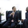 Le Secrétaire général de l'ONU, Ban Ki-moon (à gauche), avec le Secrétaire général de l'Organisation internationale de la Francophonie, Abdou Diouf. (septembre 2010)