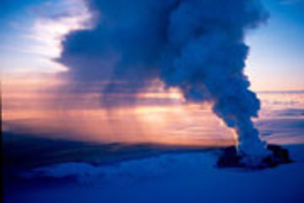 冰岛火山爆发场景