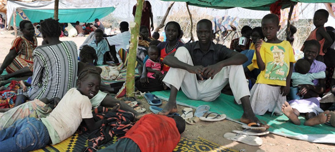 Southern Kordofan residents outside UNMIS Kadugli compound after fleeing fighting that erupted in June 2011