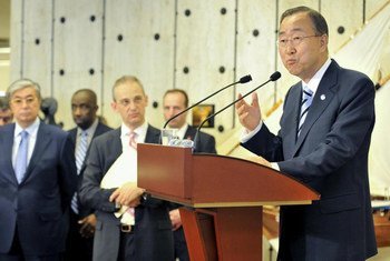 Secretary-General Ban Ki-moon briefs press in Geneva