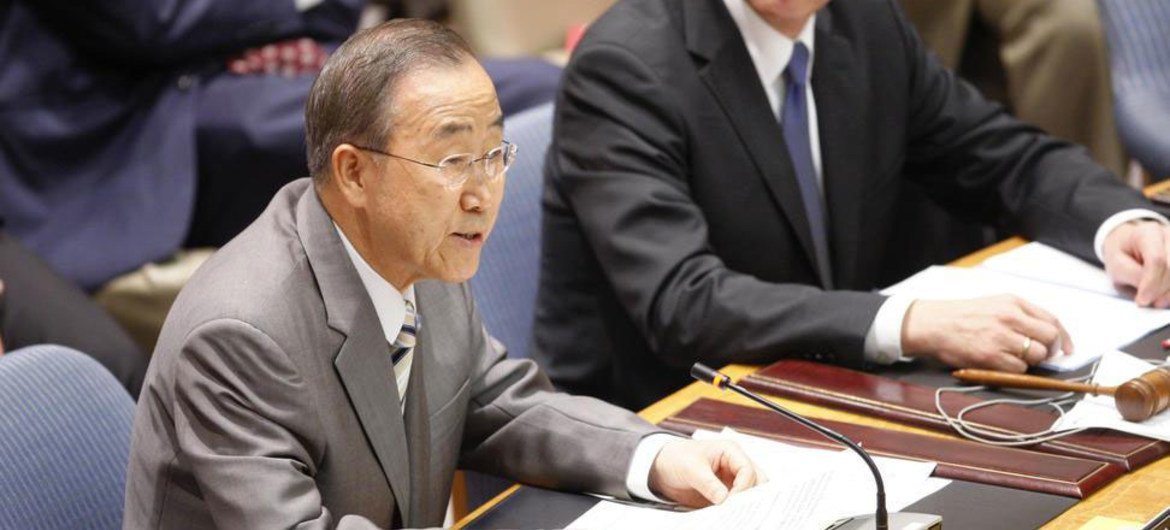 Le Secrétaire général Ban Ki-moon devant le Conseil de sécurité lors d'un débat sur les enfants et les conflits armés.