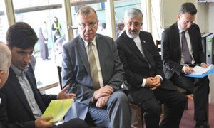 UNODC Executive Director Yury Fedotov (second left) visits drug treatment centre in Iran