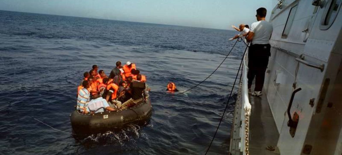 Un bateau de migrants. Photo UNHCR/A. Di Loreto