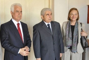 Special Representative Lisa Buttenheim (right) with Cyprus leaders Demetris Christofias (left) and  Dervis Eroglu in Nicosia