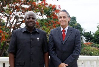 President Ernest Bai Koroma of Sierra Leone and Michael von der Schulenburg, Head of the UN Integrated Peacebuilding Office in Sierra Leone
