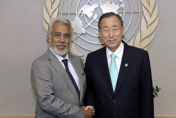 Secretary-General Ban Ki-moon (right) meets with Prime Minister Xanana Gusmão of Timor-Leste
