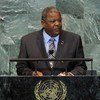 Winston Baldwin Spencer, Prime Minister and Minister for Foreign Affairs of Antigua and Barbuda, addresses the general debate