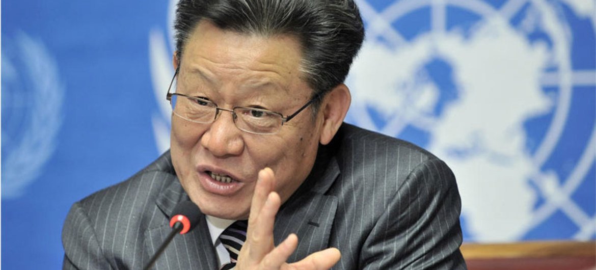 Sha Zukan, Secrétaire général adjoint des Nations Unies aux affaires économiques et sociales.