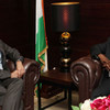 Le Représentant spécial de l'ONU Bert Koenders (à gauche) et le Premier ministre de Côte d'Ivoire, Guuillaume Soro.