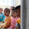 Des enfants de la ville de Hamhung, en République populaire démocratique de Corée. Ils bénéficient de l'aide du PAM et de l'UNICEF.
