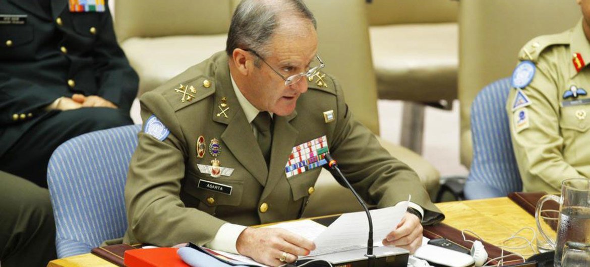 Major General Alberto Asarta Cuevas of Spain, Force Commander of UNIFIL