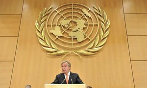 Le Haut commissaire des Nations Unies pour les réfugiés, Antonio Guterres, lors d'une conférence sur les apatrides et déracinés.