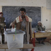 Un homme vote lors de l'élection présidentielle au Yémen. Photo PNUD