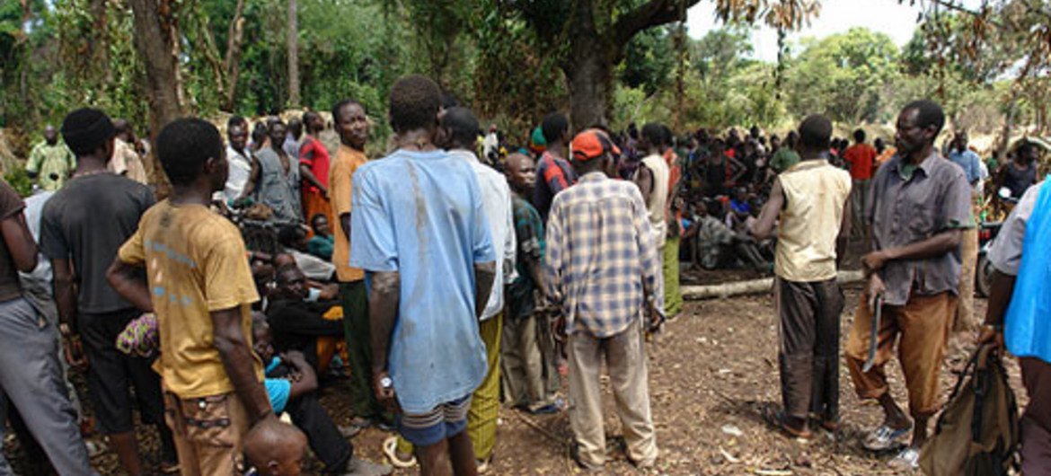 UNHCR visits civilians in South Sudan displaced by Lord’s Resistance Army.
