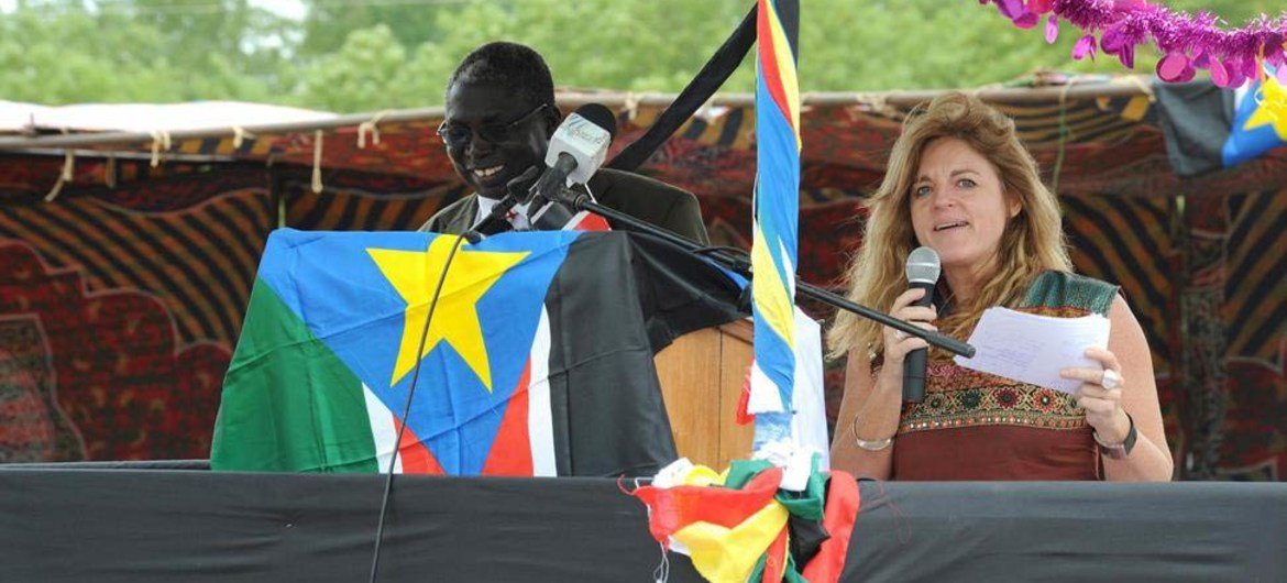 Special Representative Hilde F. Johnson (right), speaking at historic all-community peace agreement signing ceremony in Bor, Jonglei State, Soth Sudan.