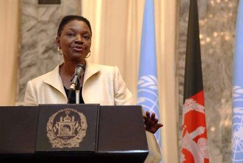 La Secrétaire générale adjointe de l'ONU aux affaires humanitaires, Valerie Amos, parle à la presse à Kaboul en Afghanistan.