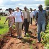 UNDP Administrator Helen Clark (pointing) on a visit to Kenya to highlight food security.