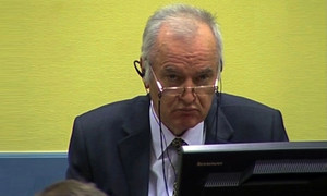 L'ex-chef militaire des Serbes de Bosnie, Ratko Mladic, devant le TPIY. Photo ONU Multimedia