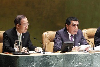 General Assembly President Nassir Abdulaziz Al-Nasser (right), with Secretary-General Ban Ki-moon, opens high-level meeting on mediation.