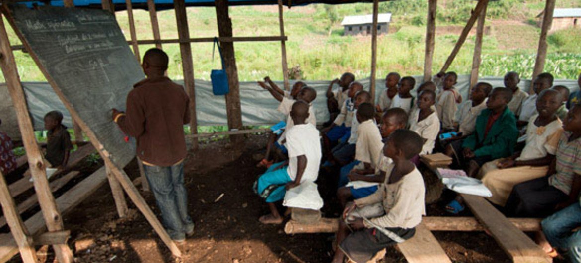 Children in the Democractic Republic of Congo during a lesson at the Mugosi Primary School, close to the Kahe refugee camp.