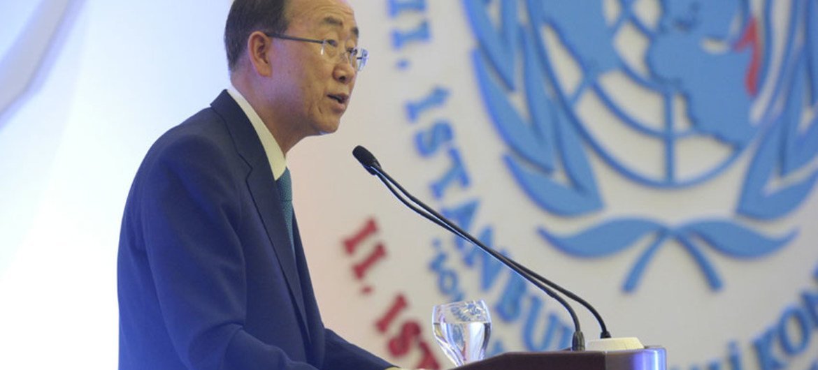 Secretary-General Ban Ki-moon addresses the II Istanbul Conference on Somalia.