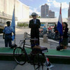 Secretary-General Ban Ki-moon addresses UN Bike Ride in support of Rio+20.