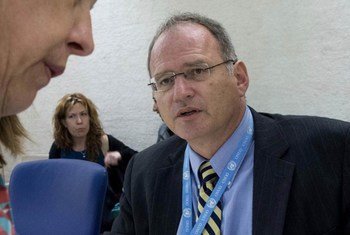 El relator de la ONU sobre ejecuciones extrajudiciales, sumarias y arbitrarias, Christof Heyns  Foto: ONU/Jean-Marc Ferré